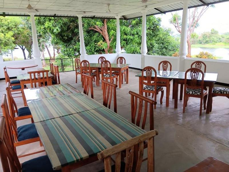 Aligama Cottage Talakolawela Exterior foto